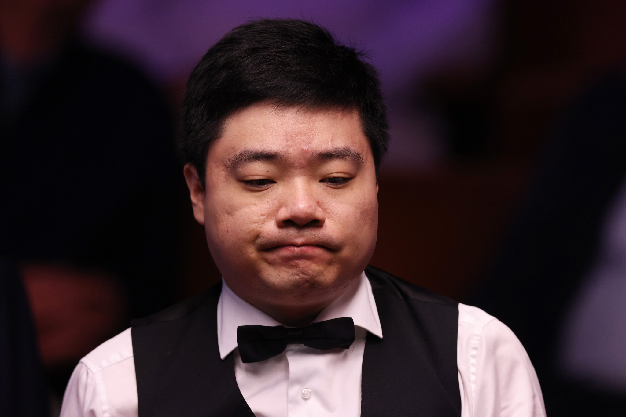 高压逼抢 高压逼抢